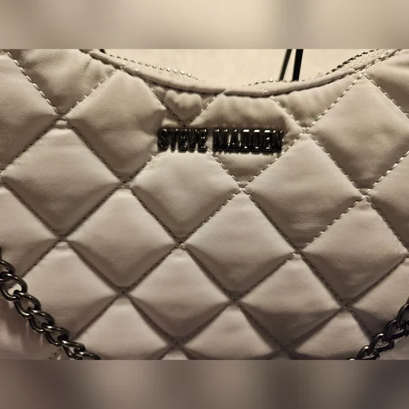 NWT Steve Madden 2 Pc Grey Quilted Convertable Crossbody Women's Bag - Picture 4 of 12